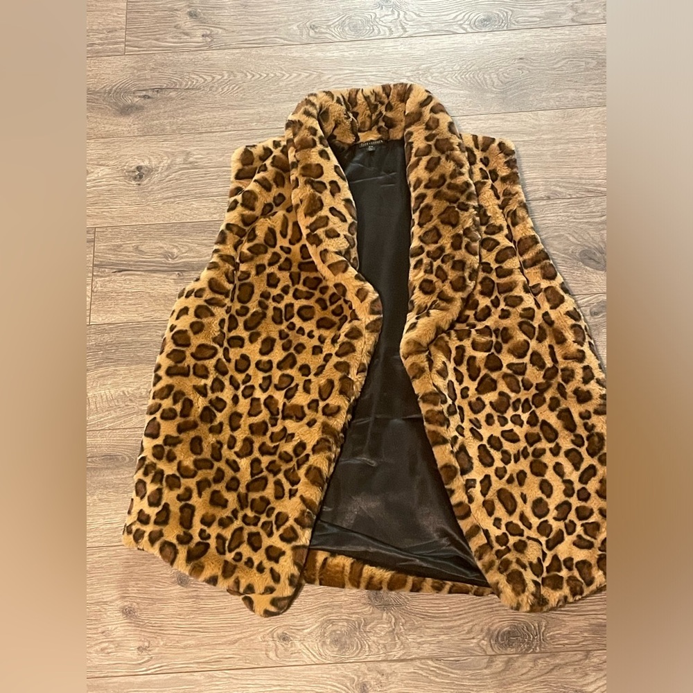 Coco+Carmen leopard print vest - Small/Medium